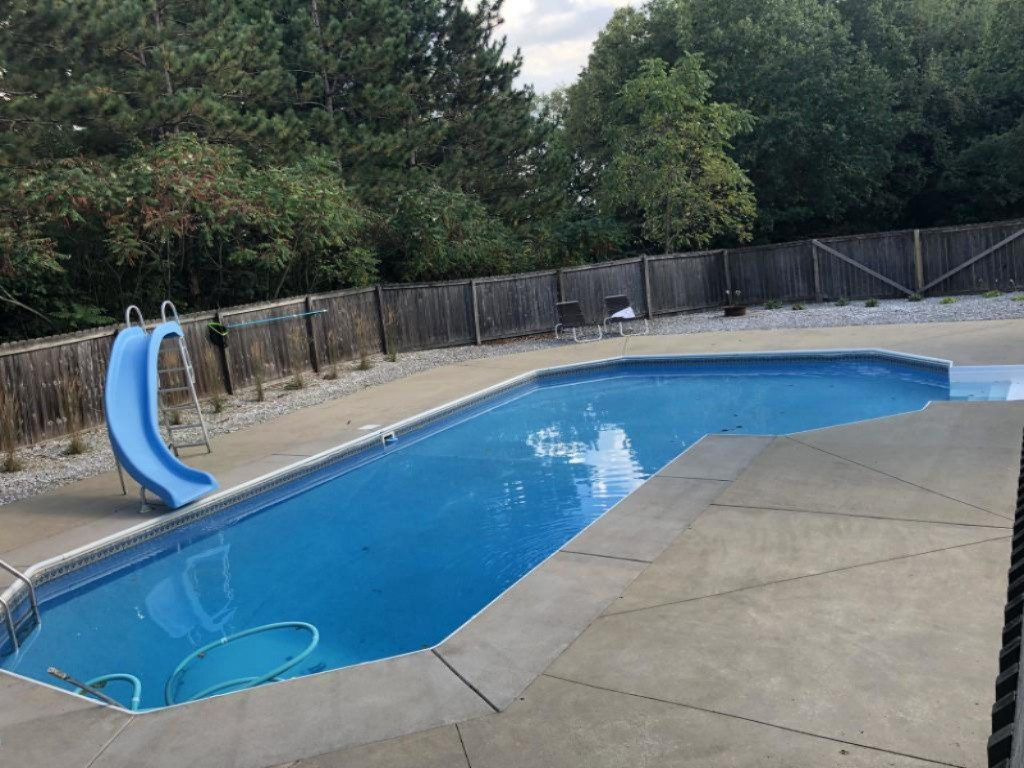 7069 Moorsbridge Road Portage, MI 49024 - Photo 47 of 55 Pool - Alternate view 2