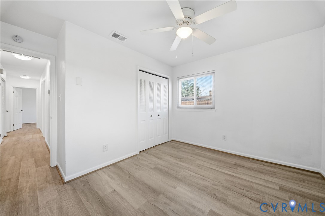 517 Windsor Gate Circle Virginia Beach, VA 23452 - Photo 26 of 47 Bedroom #3 with ceiling fan and closet