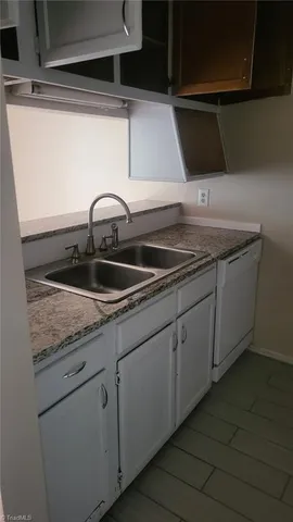 $1,100 | 4021 Whirlaway Court, Unit H, Clemmons, NC 27012