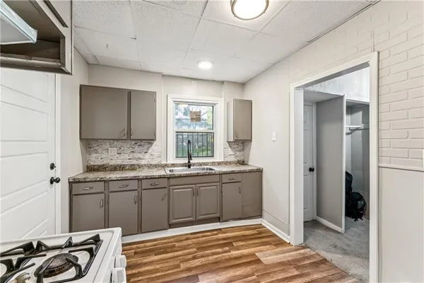 $119,999 | 2734 Park Avenue, Kansas City, MO 64109