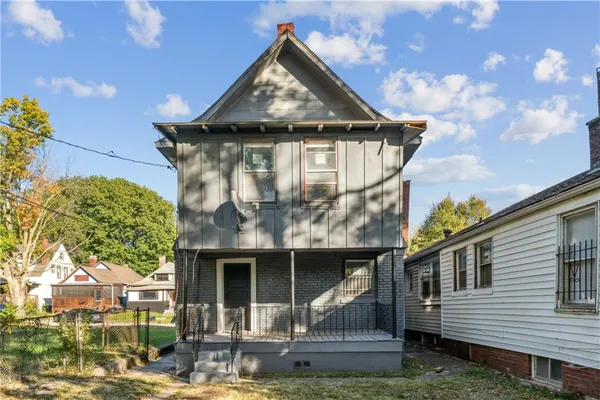 $119,999 | 2734 Park Avenue, Kansas City, MO 64109
