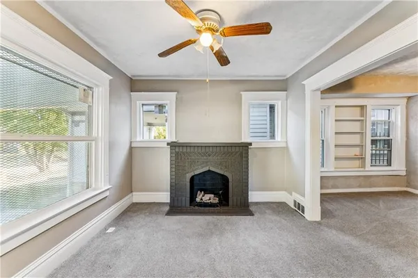 $119,999 | 2734 Park Avenue, Kansas City, MO 64109