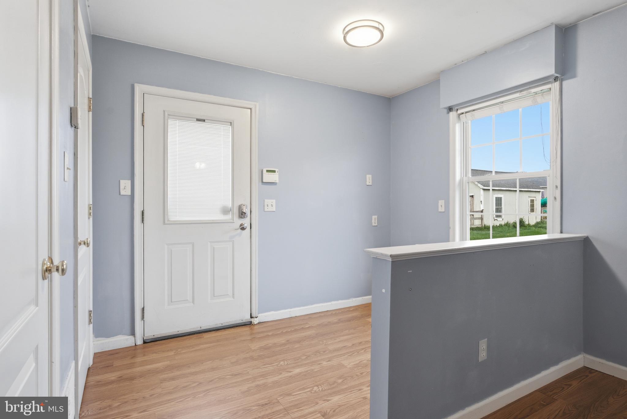 11339 Gift Road Clear Spring, MD 21722 - Photo 17 of 59 Main Level Family Room
