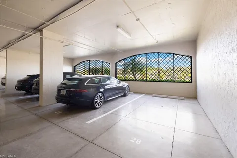 $3,750,000 | 1400 Gulf Shore Boulevard North, Unit 201, Naples, FL 34102