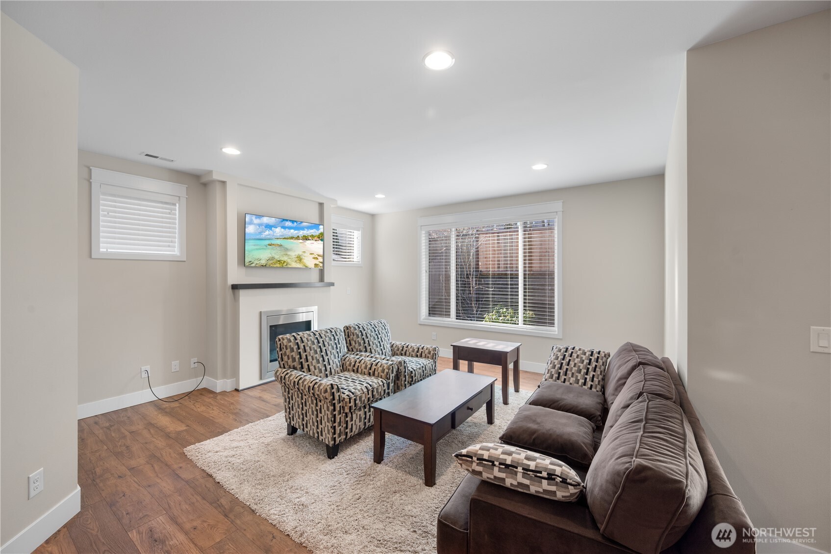 26925 230th Place Southeast Maple Valley, WA 98038 - Photo 8 of 32 a living room with furniture and a window