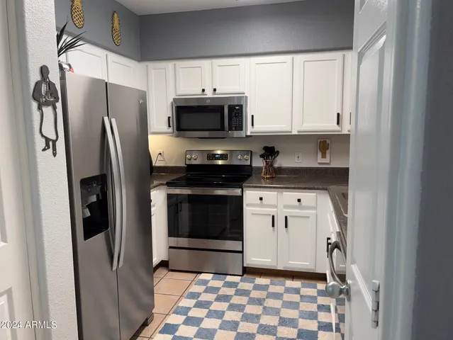 $2,200 | 20100 North 78th Place, Unit 1135, Scottsdale, AZ 85255