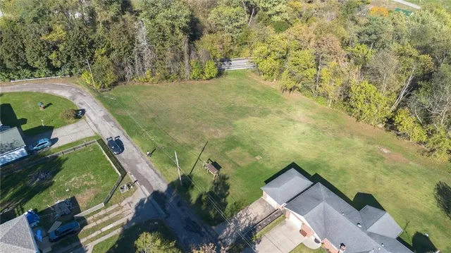 a view of yard from balcony