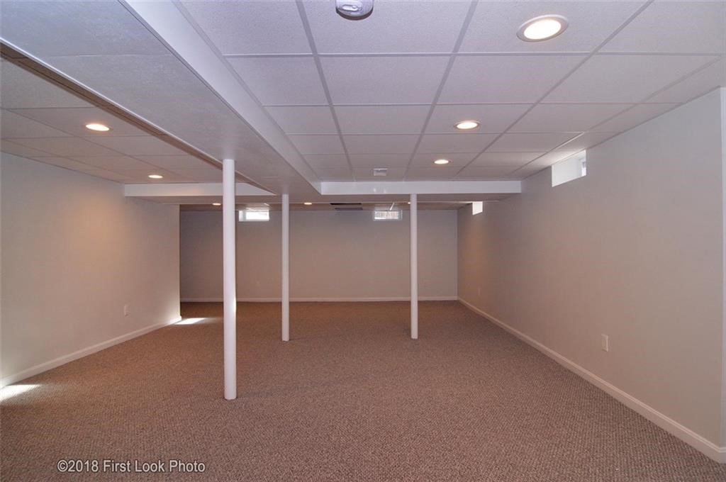 76 Seba Kent Road Pawtucket, RI 02861 - Photo 19 of 32 Gallery Image 19