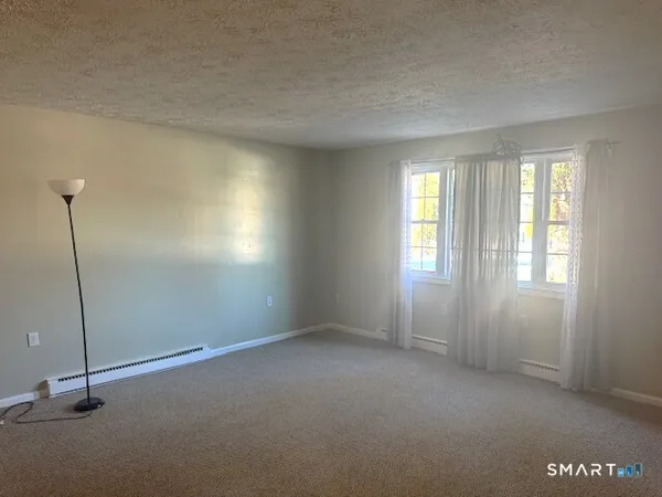 $121,900 | 105 Horse Pond Road, Unit A, Salem, CT 06420