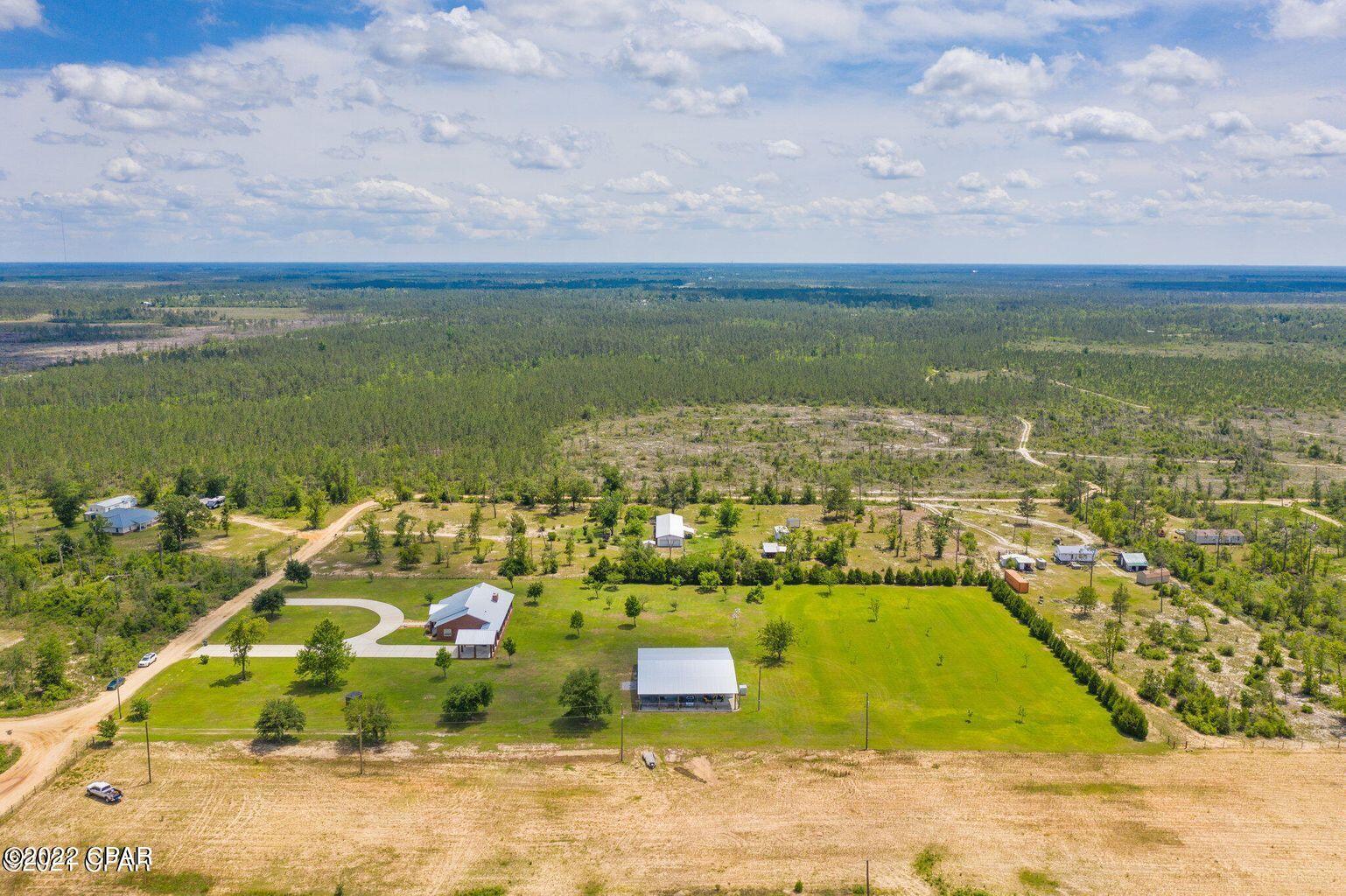 15133 Racetrack Road Youngstown, FL 32466 - Photo 6 of 63 Gallery Image 6