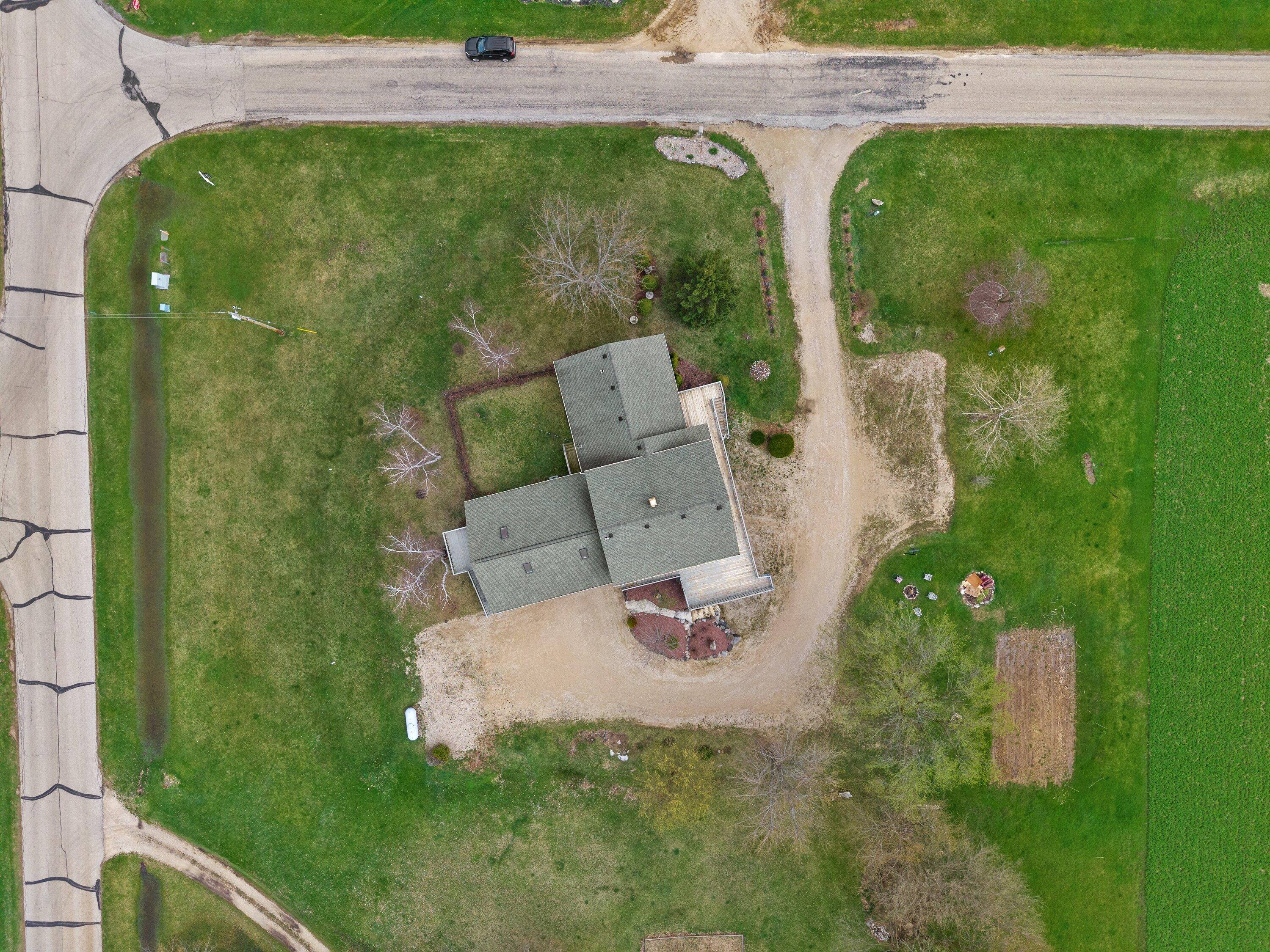 7293 Aurora Road West Bend, WI 53090 - Photo 8 of 95 aerial view