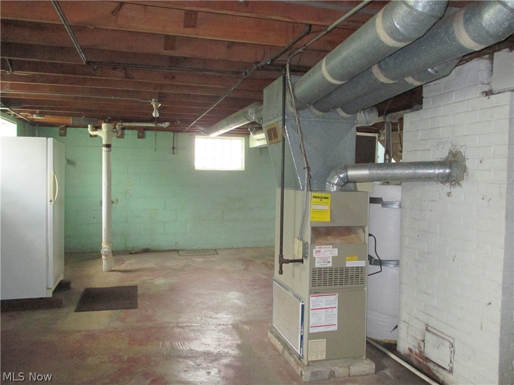 12929 Alexander Road Cleveland, OH 44125 - Photo 13 of 21 Gallery Image 13