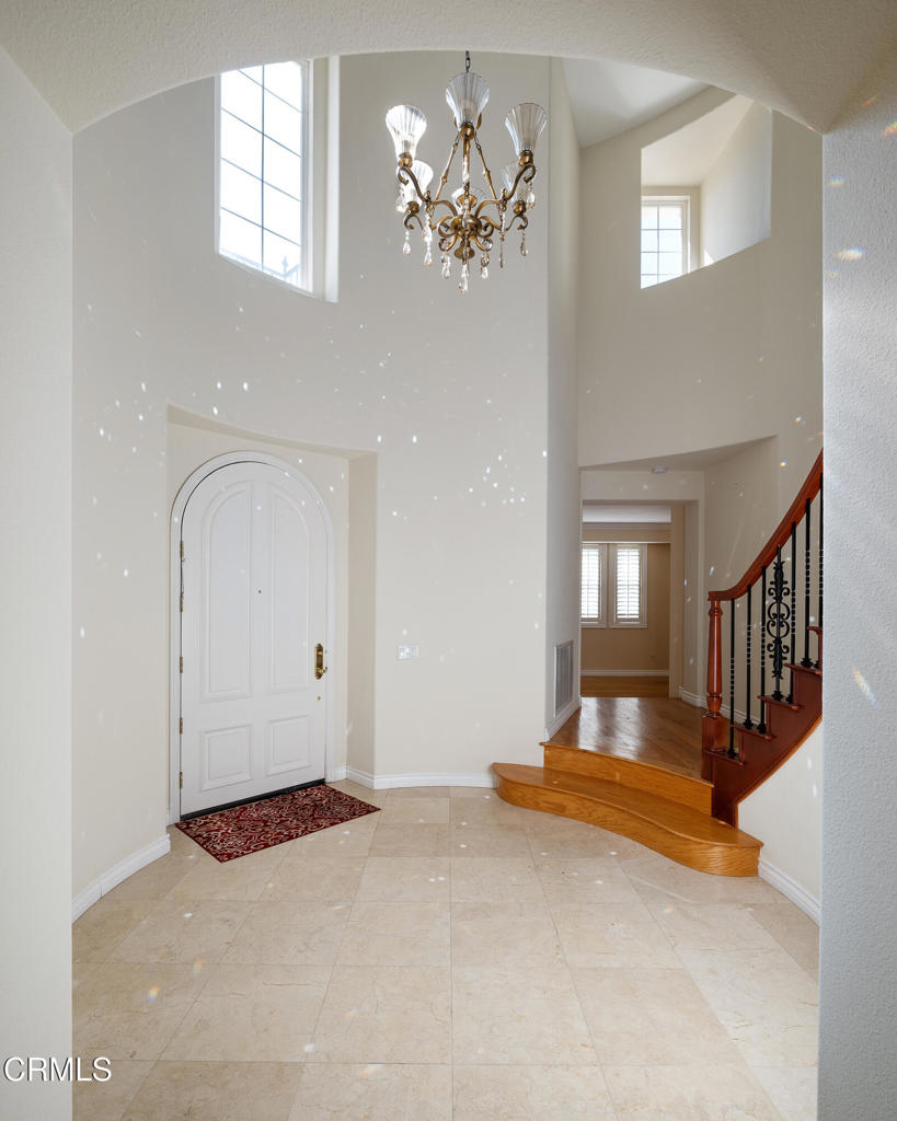 605 Coate Court Altadena, CA 91001 - Photo 4 of 49 a view of a livingroom with a staircase