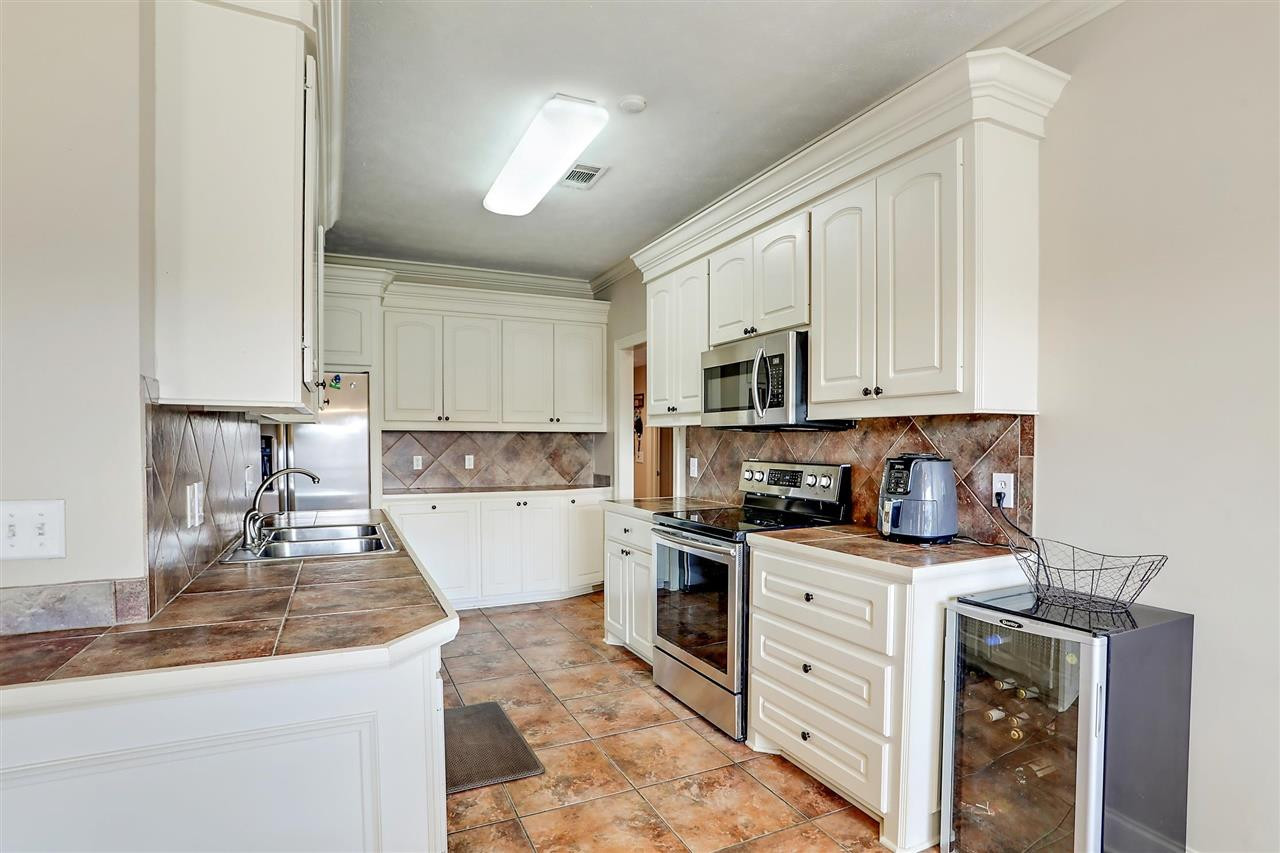 128 Copper Ridge Lane Florence, MS 39073 - Photo 10 of 34 Photo 10