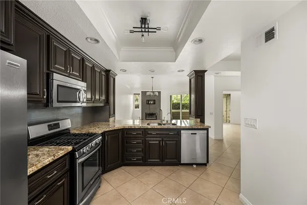 $3,850 | 19442 Sunray Lane, Unit 103, Huntington Beach, CA 92648