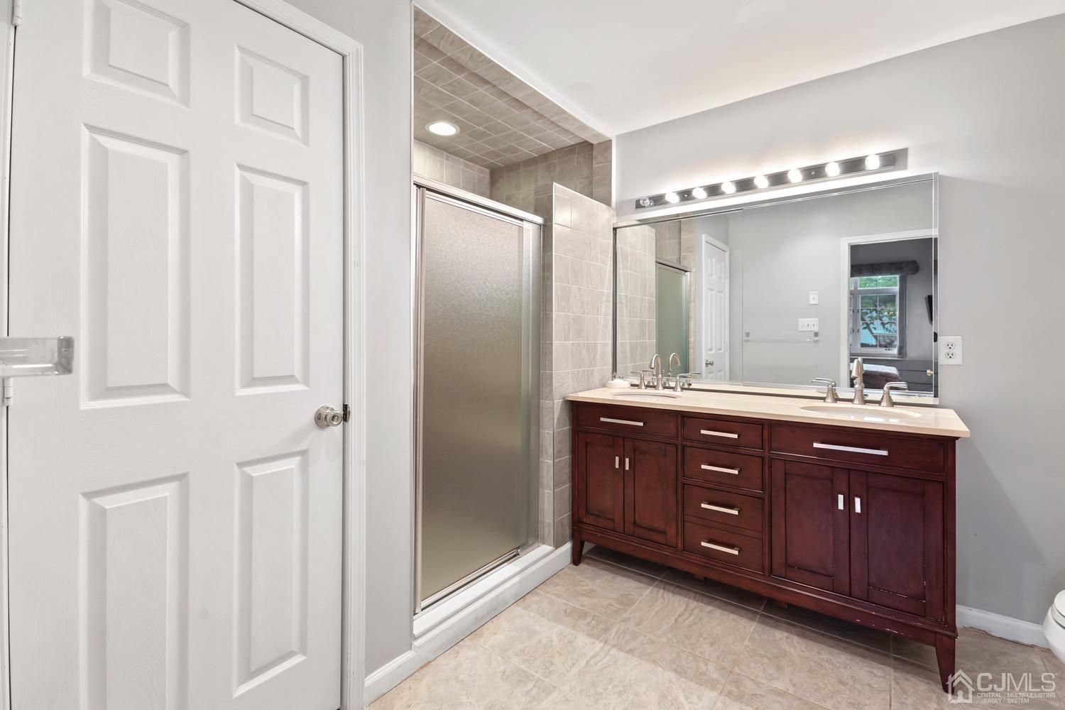 88C Winthrop Road, Unit D Monroe Township, NJ 08831 - Photo 18 of 29 Gallery Image 18
