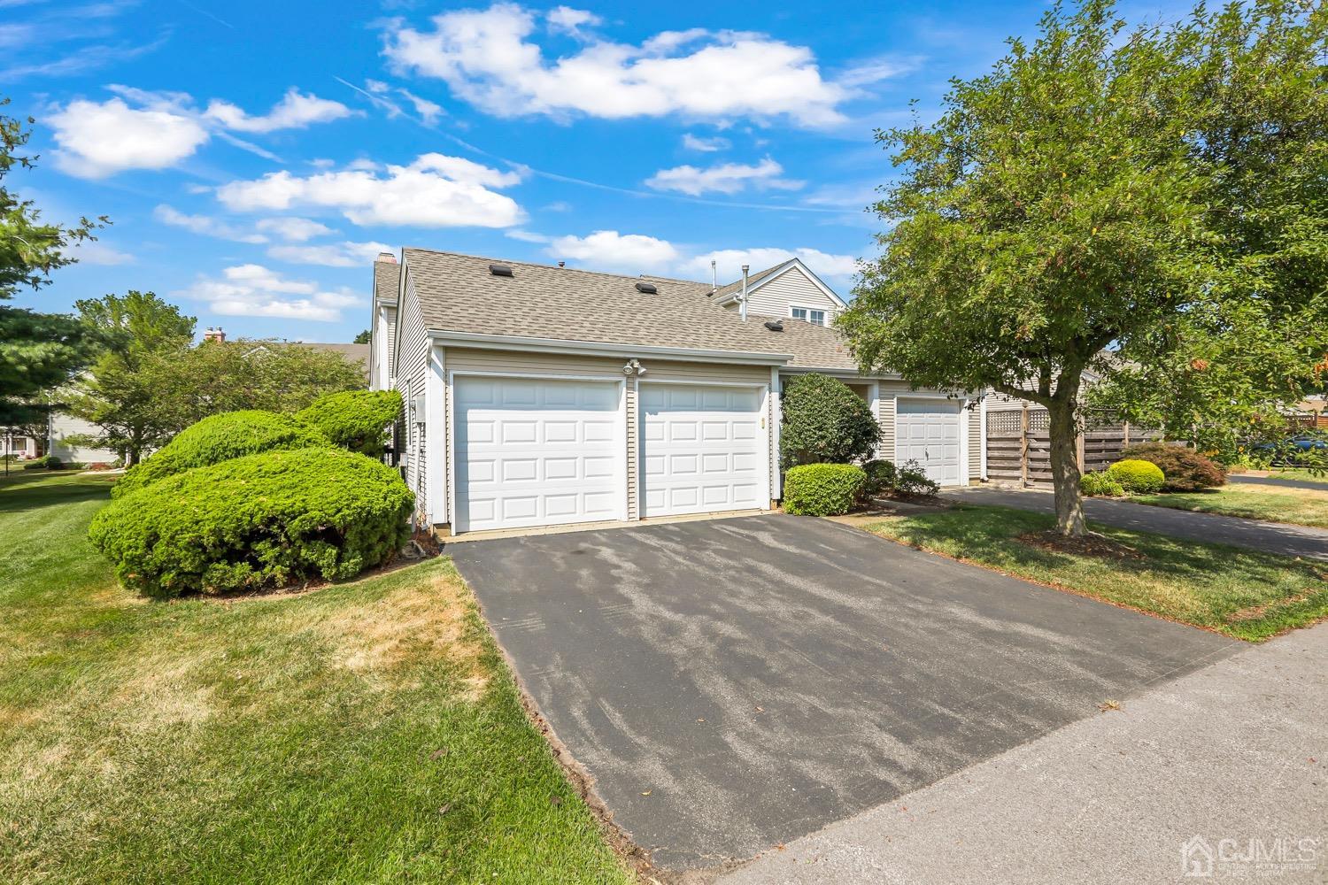 88C Winthrop Road, Unit D Monroe Township, NJ 08831 - Photo 2 of 29 Gallery Image 2