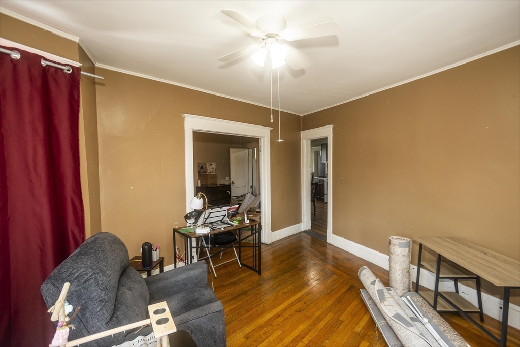 583 Chicopee Street Chicopee, MA 01013 - Photo 13 of 23