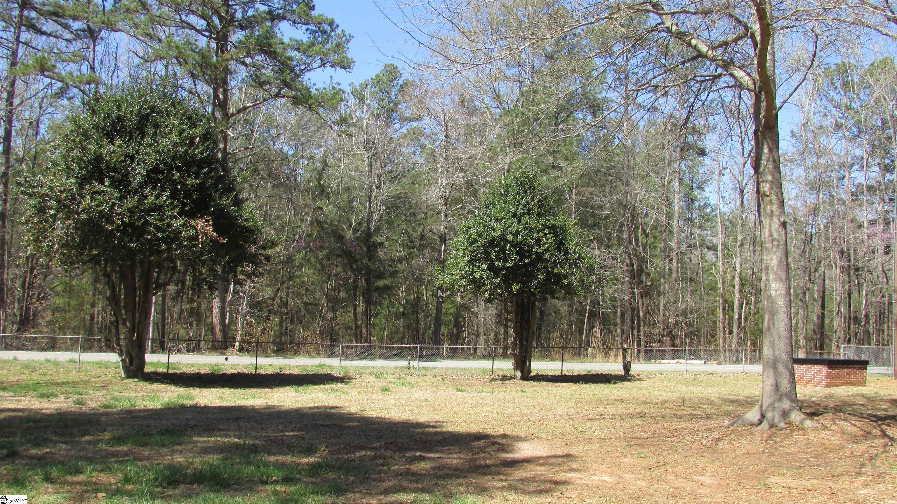 3236 State Rd S-30-309 Laurens, SC 29360 - Photo 11 of 20