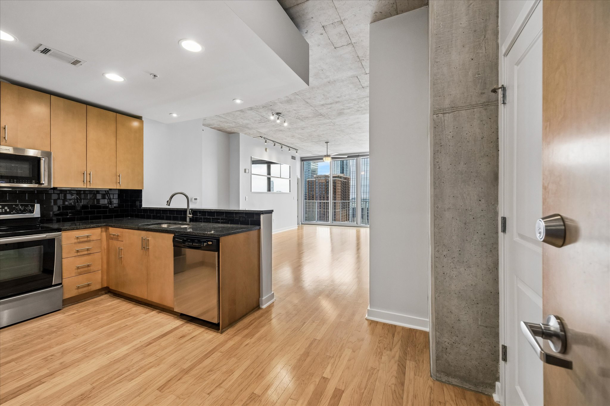 360 Nueces Street, Unit 2005 Austin, TX 78701 - Photo 5 of 35