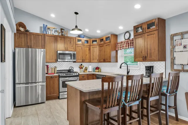 $300,000 | 510 Cedar Drive, St. Joseph, IL 61873