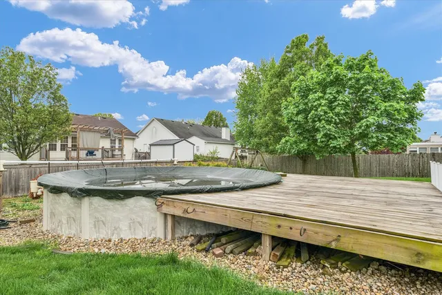 $300,000 | 510 Cedar Drive, St. Joseph, IL 61873