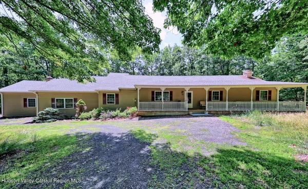 $449,900 | 38 Walnut Drive, Round Top, NY 12473