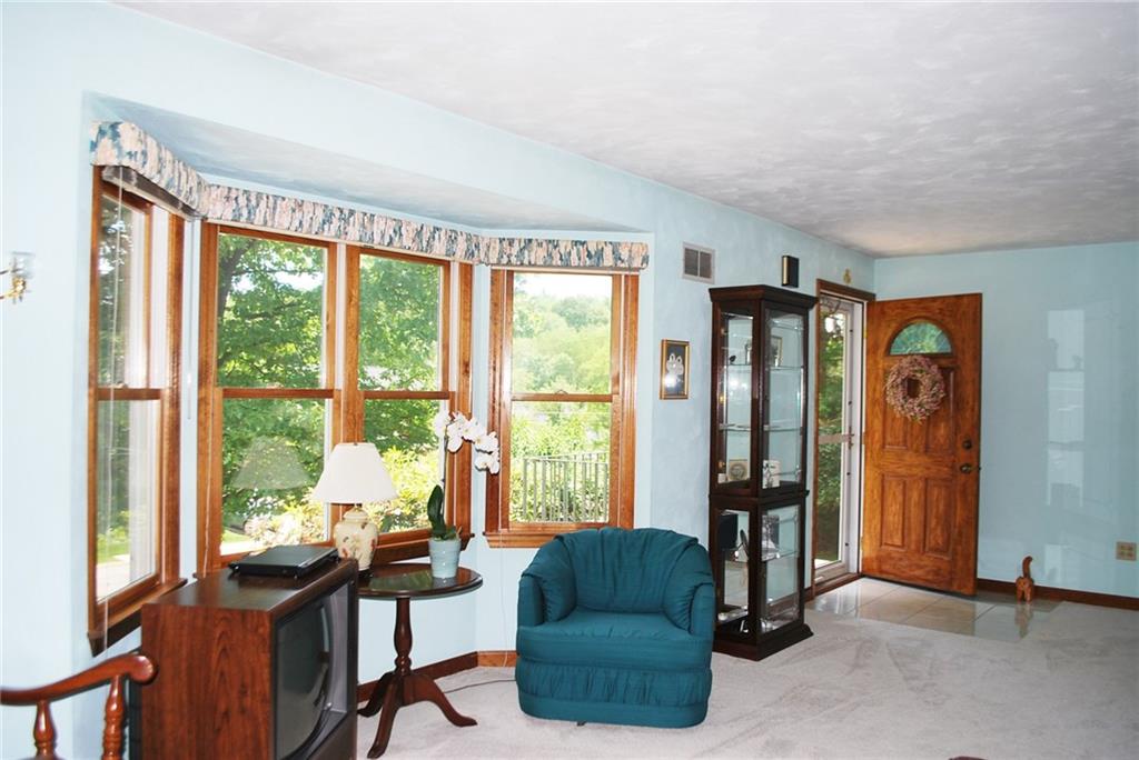 151 Harmony Road Wexford, PA 15090 - Photo 9 of 23 Gallery Image 9