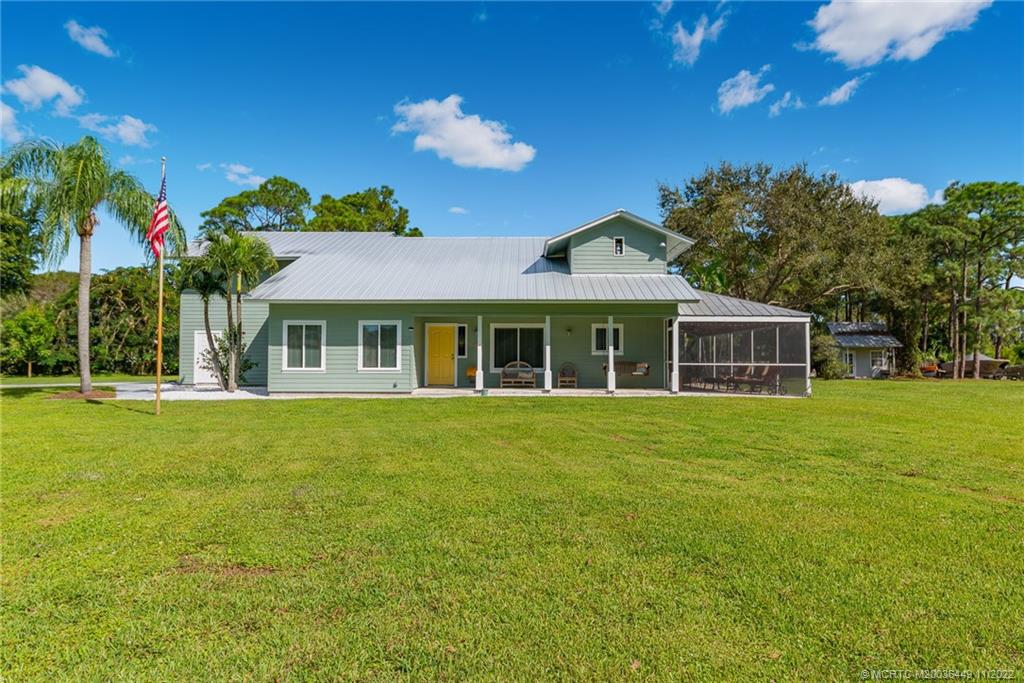 8721 Southwest Pitts Court Stuart, FL 34997 - Photo 5 of 50 Gallery Image 5