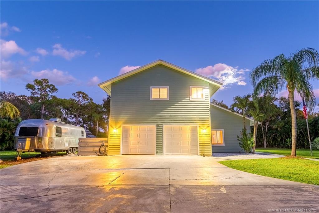 8721 Southwest Pitts Court Stuart, FL 34997 - Photo 9 of 50 Gallery Image 9