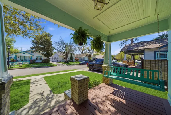 $2,850 | 1111 Winston Street, Houston, TX 77009
