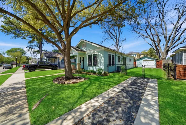 $2,850 | 1111 Winston Street, Houston, TX 77009