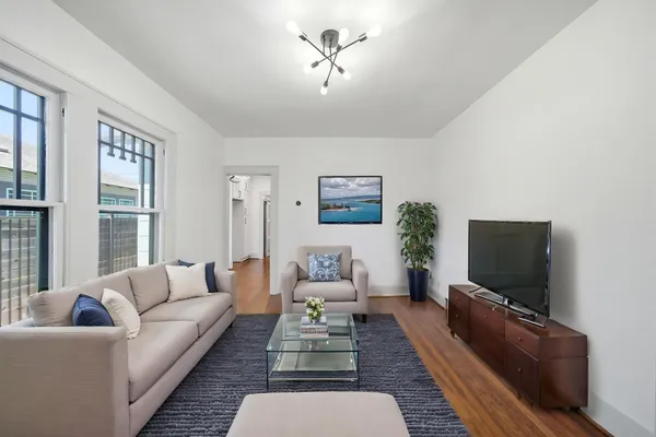 $2,850 | 1111 Winston Street, Houston, TX 77009