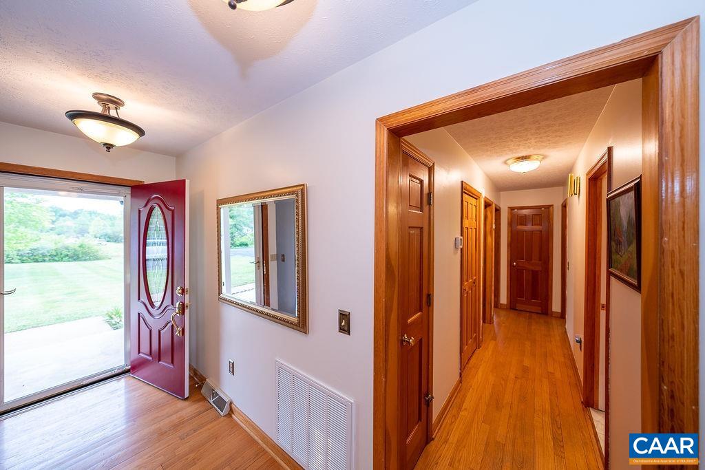 10306 James River Road Shipman, VA 22971 - Photo 22 of 64 Gallery Image 22