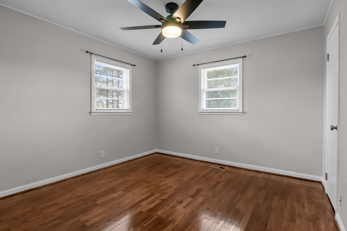555 Old Stewart Road Tennessee Ridge, TN 37178 - Photo 5 of 10 Gallery Image 5