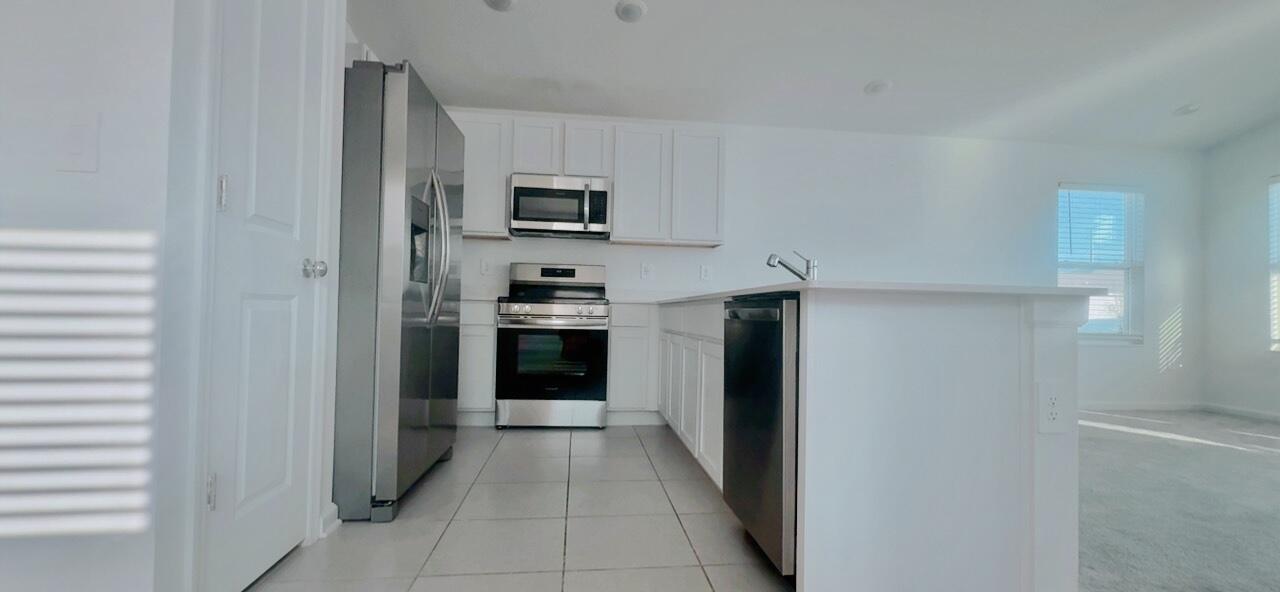 1661 Teagan Lane Lake Wales, FL 33859 - Photo 8 of 19 D9B9278E-C597-4D88-B429-6F8BE5F4AA5C