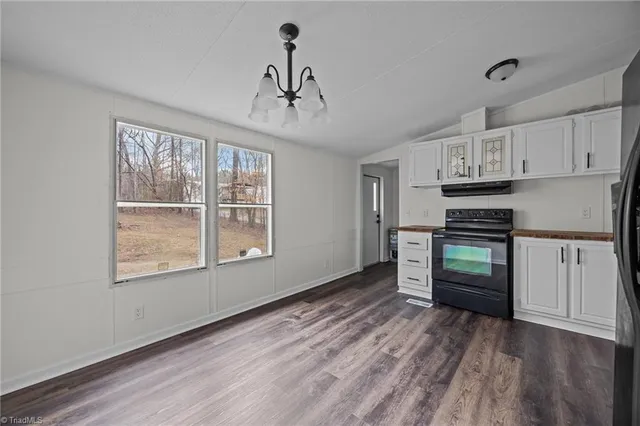 $179,900 | 1360 Koonce Drive, Trinity, NC 27370