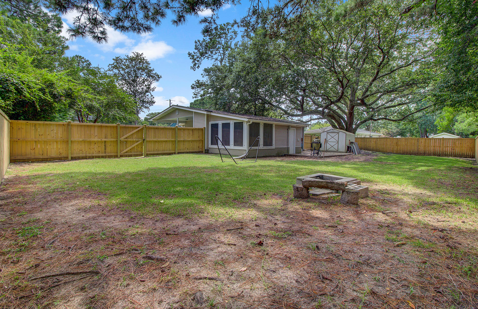 1678 Mepkin Road Charleston, SC 29407 - Photo 31 of 32 33