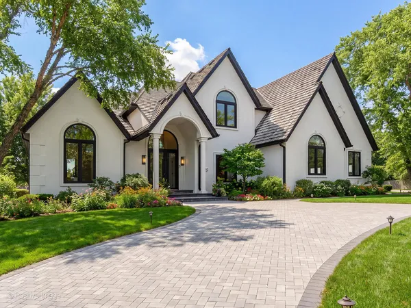 $3,488,000 | 9280 Cascade Circle, Burr Ridge, IL 60527
