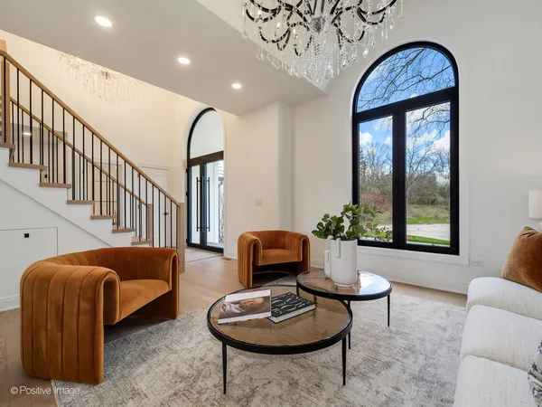 $3,488,000 | 9280 Cascade Circle, Burr Ridge, IL 60527