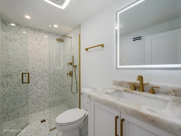 $3,488,000 | 9280 Cascade Circle, Burr Ridge, IL 60527