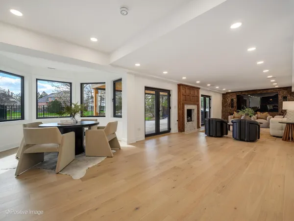 $3,488,000 | 9280 Cascade Circle, Burr Ridge, IL 60527