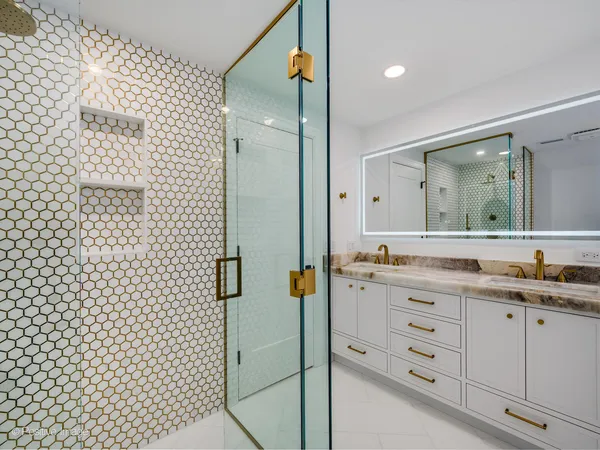 $3,488,000 | 9280 Cascade Circle, Burr Ridge, IL 60527