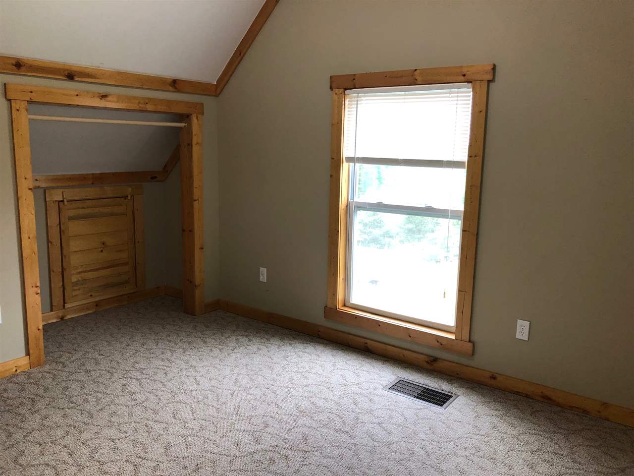 8795 Austin Road Bellaire, MI 49615 - Photo 15 of 54 1848410-17.JPG