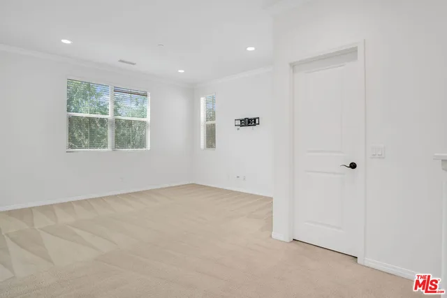 a view of empty room