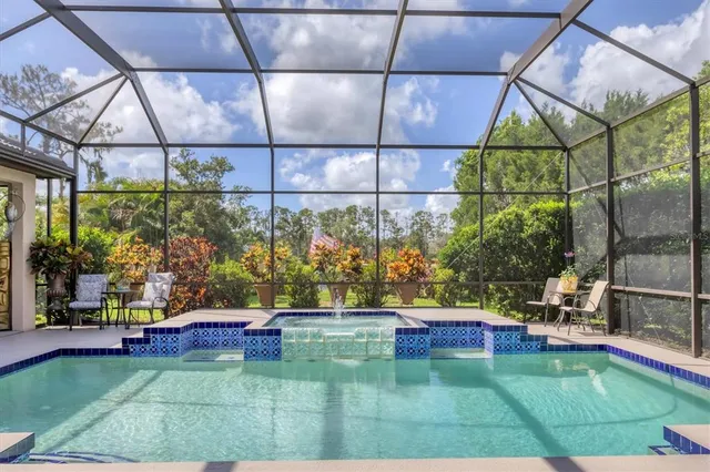 $1,125,000 | 7627 Partridge St Circle, Bradenton, FL 34202