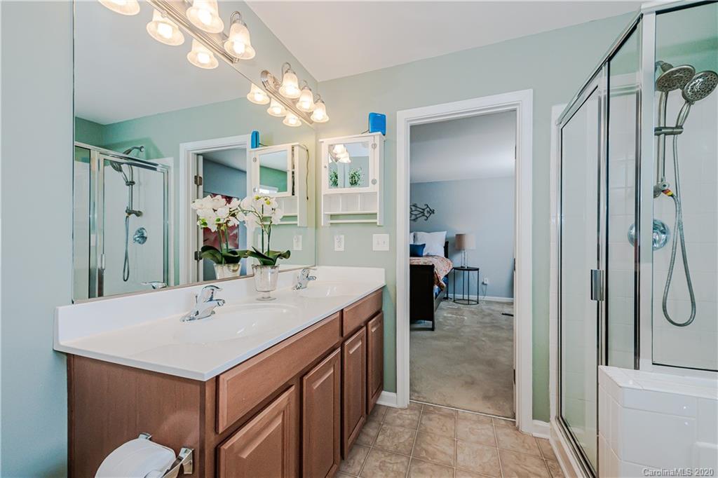 640 Alsace Lane Fort Mill, SC 29708 - Photo 25 of 36 a view of a kitchen from the hallway