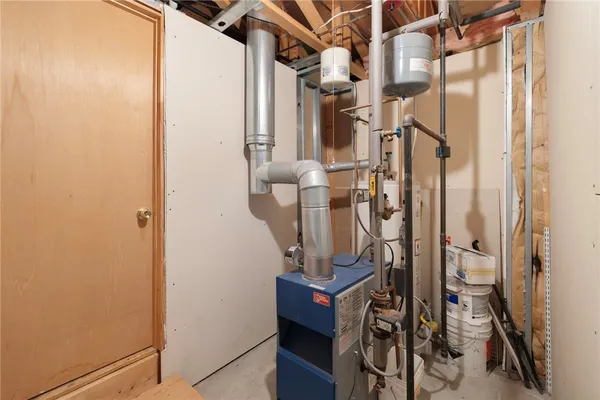 $360,000 | 76 Moorefield Street, Providence, RI 02909