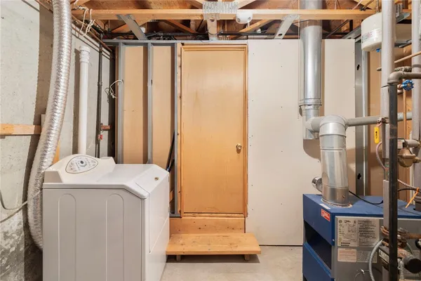 $360,000 | 76 Moorefield Street, Providence, RI 02909