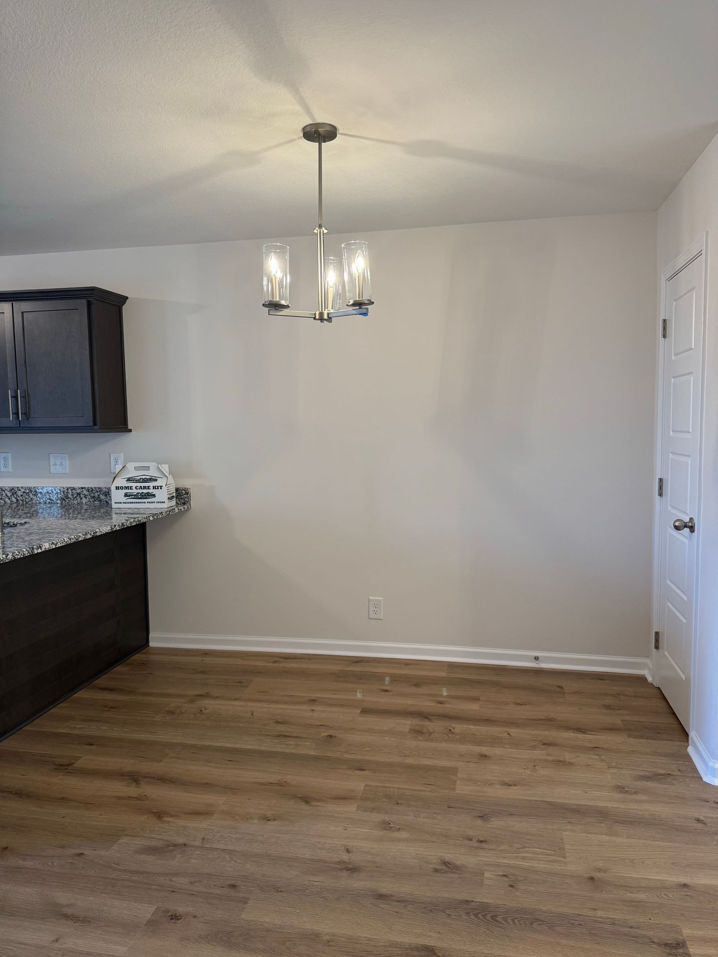 130 Quarry Point Drive Clarksville, TN 37043 - Photo 8 of 21 a view of room with wooden floor